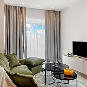  Apartament Rin Luxury Pool &