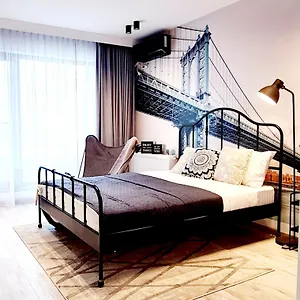  Apartament Bridge 113 - With Free Parking & Flexible Check-in, Sector 6