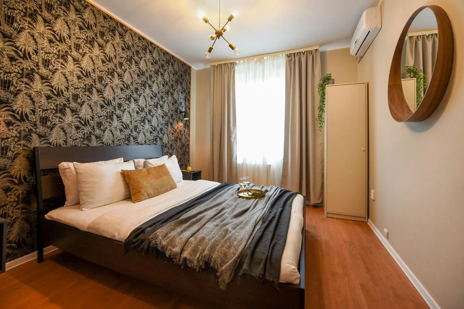 Modern Elegance In The Heart Of The City - Romana Square Apartments Bucharest