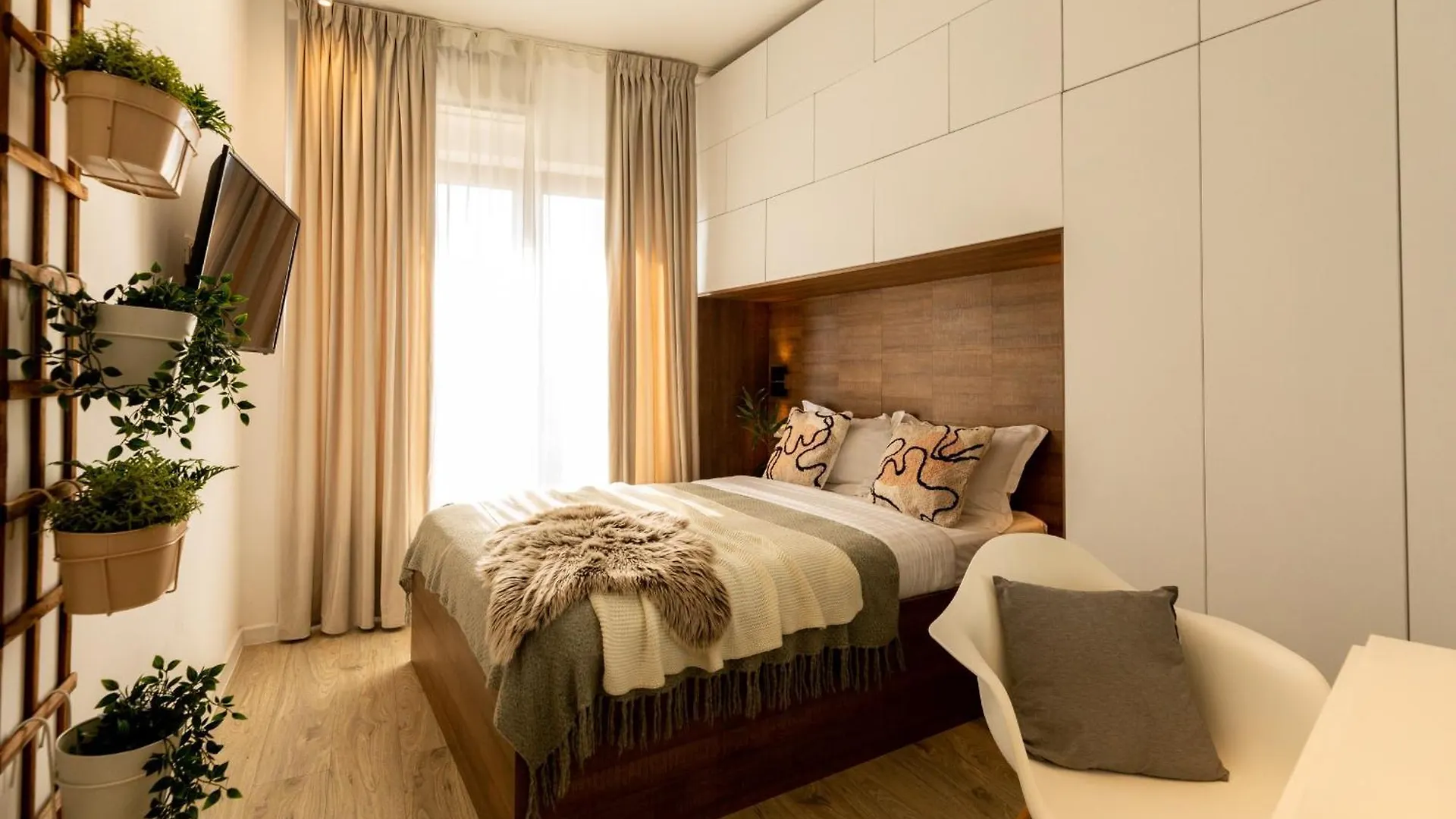 Modern Elegance In The Heart Of The City - Romana Square Apartments Bucharest
