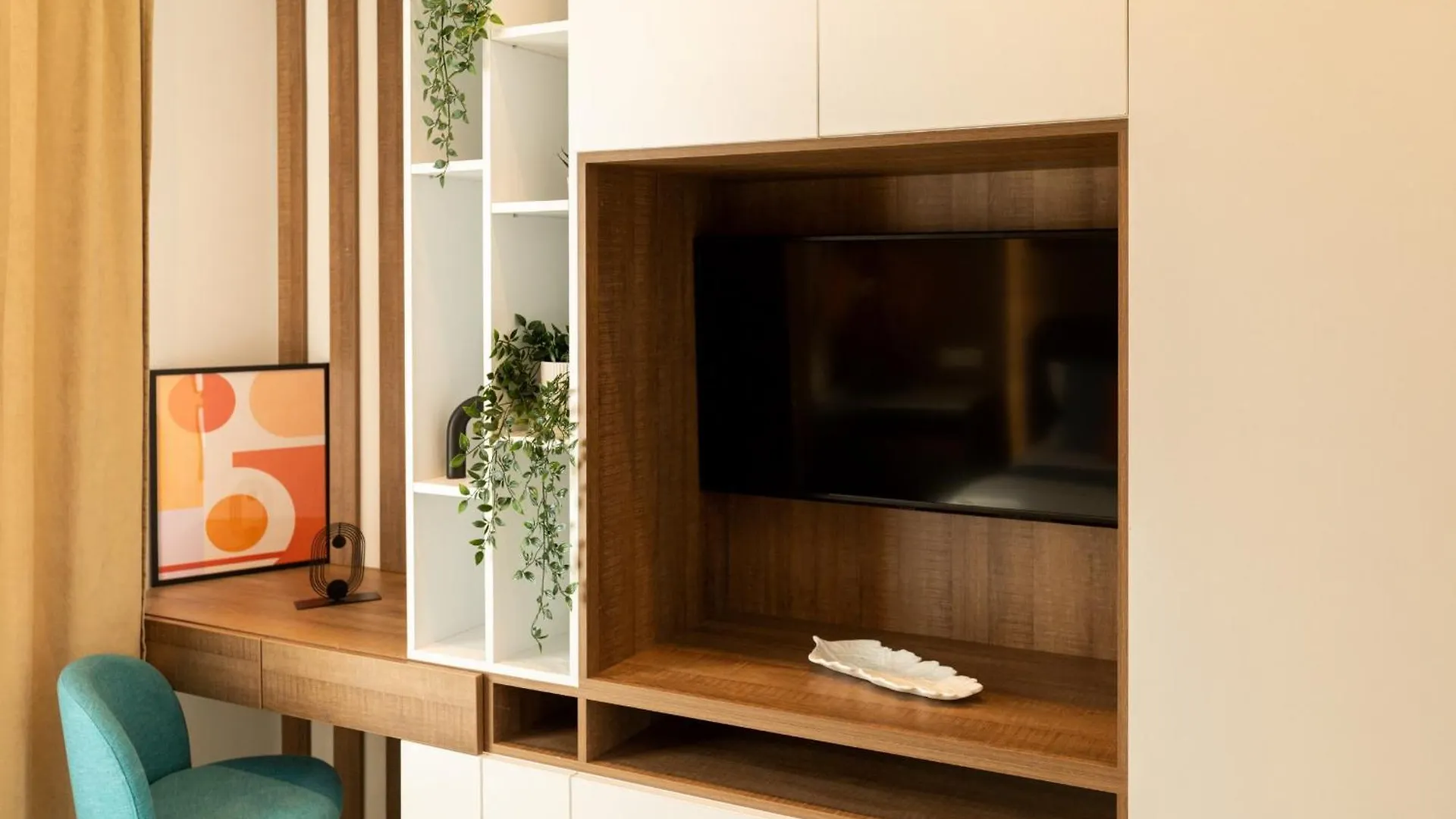 Modern Elegance In The Heart Of The City - Romana Square Apartments Bucharest
