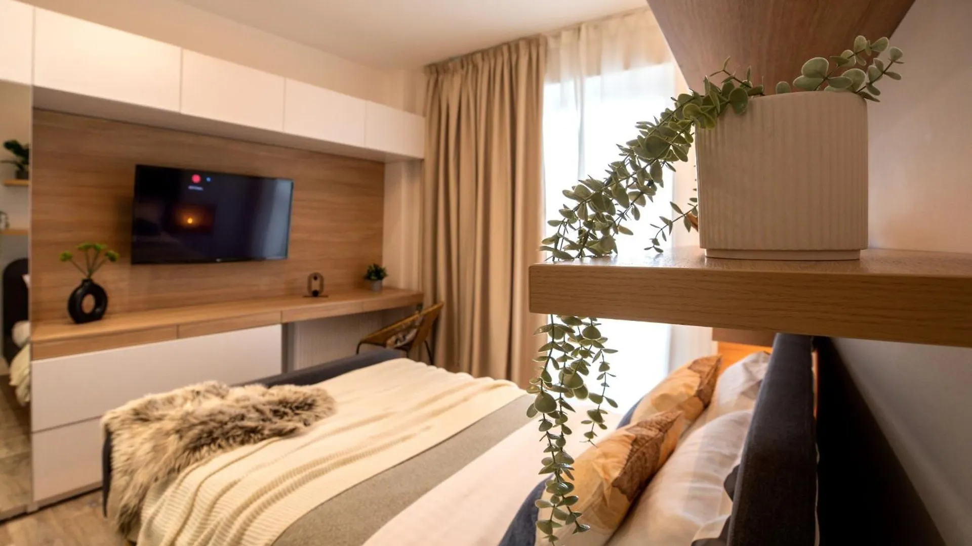 Modern Elegance In The Heart Of The City - Romana Square Apartments Bucharest