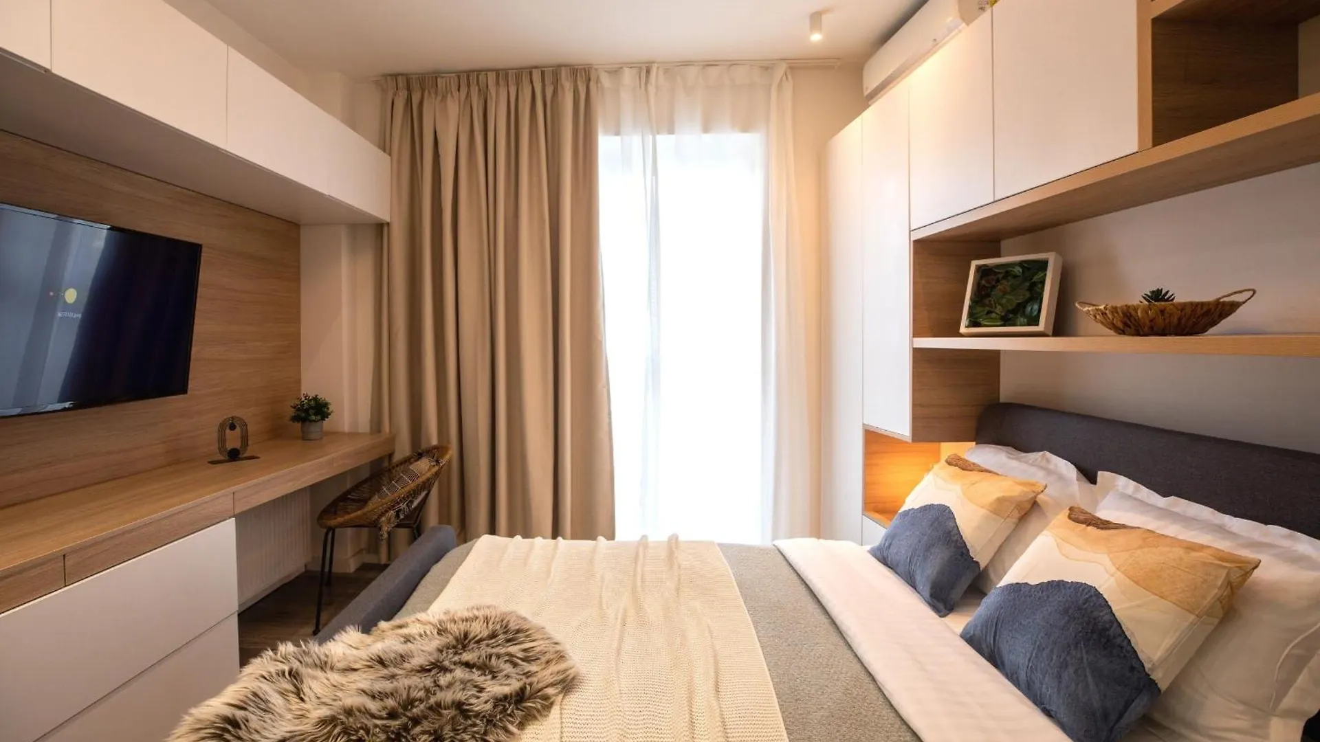 Modern Elegance In The Heart Of The City - Romana Square Apartments Bucharest 0*,