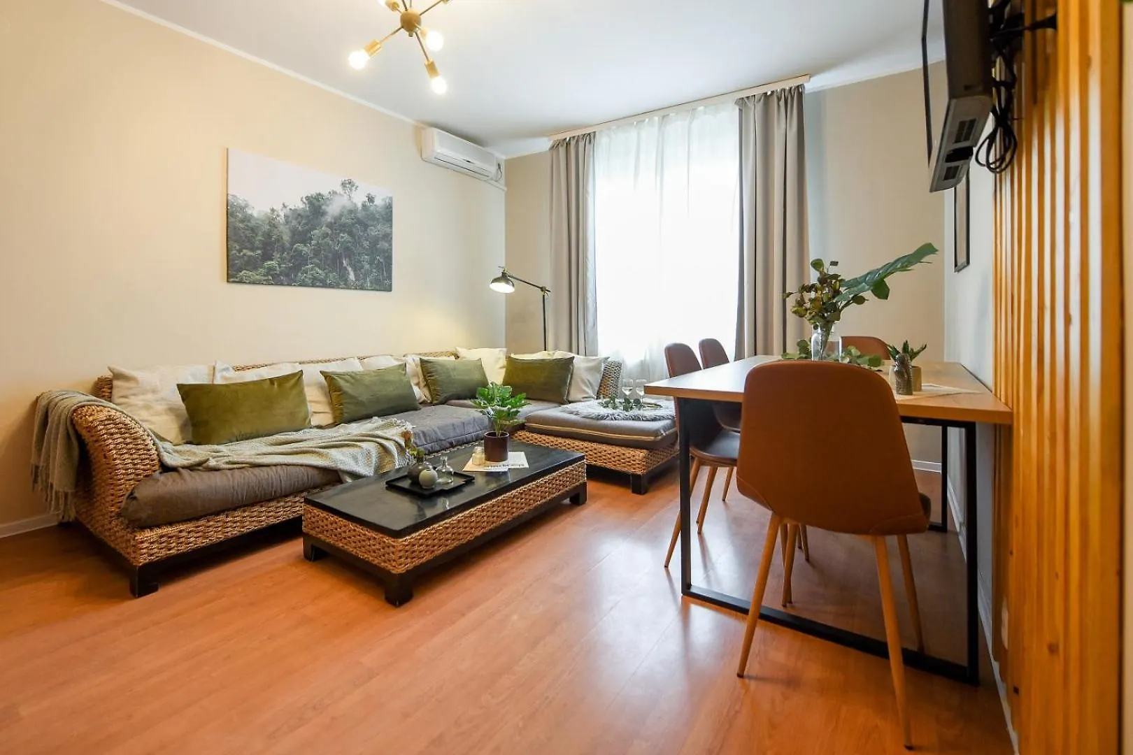 Modern Elegance In The Heart Of The City - Romana Square Apartments Bucharest Romania