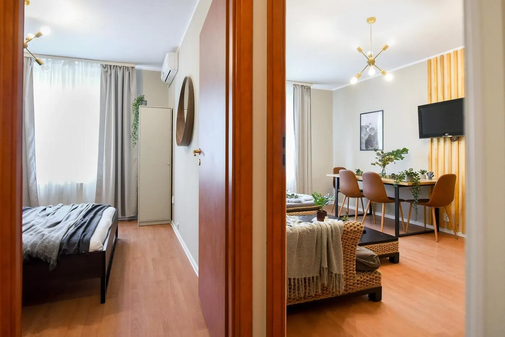 Modern Elegance In The Heart Of The City - Romana Square Apartments Bucharest 0*,