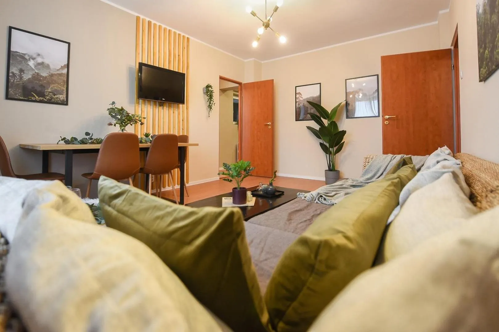 Modern Elegance In The Heart Of The City - Romana Square Apartments Bucharest 0*,  Romania