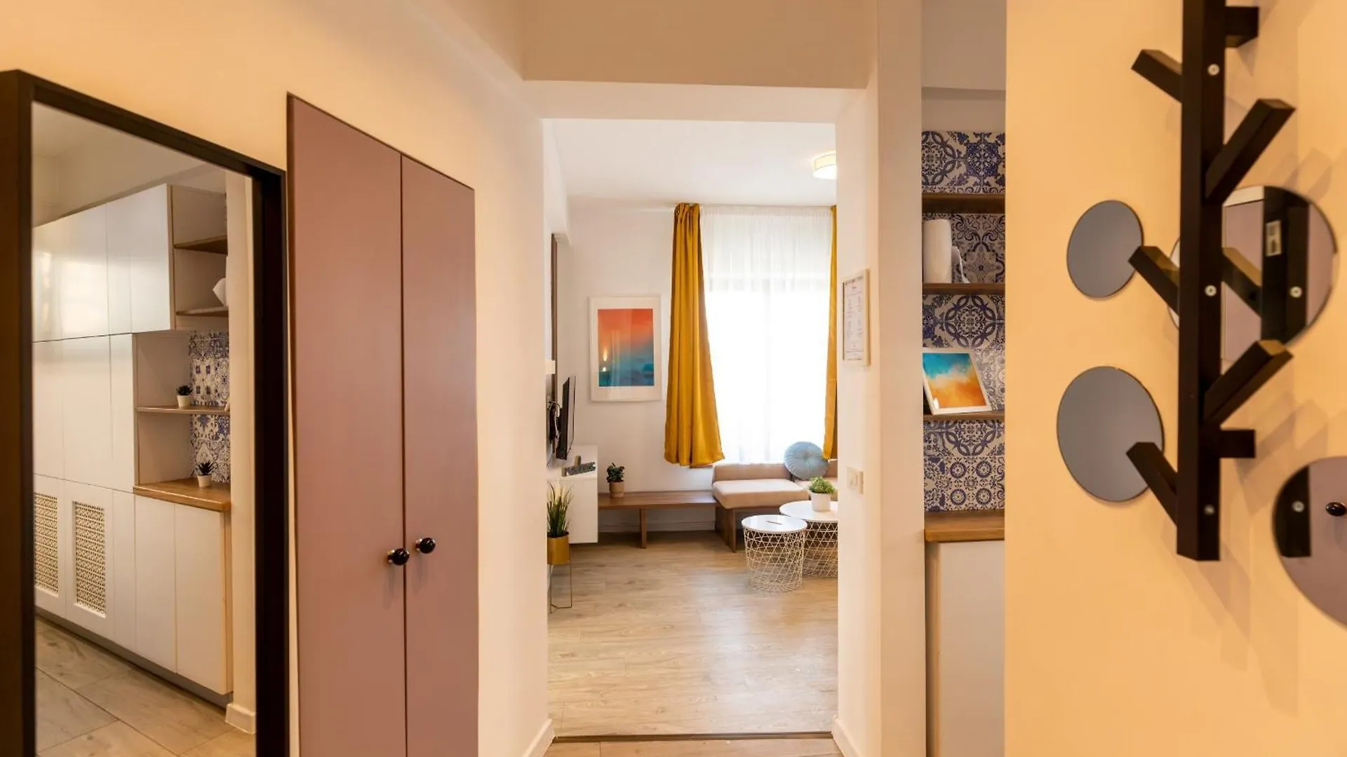 Modern Elegance In The Heart Of The City - Romana Square Apartments Bucharest