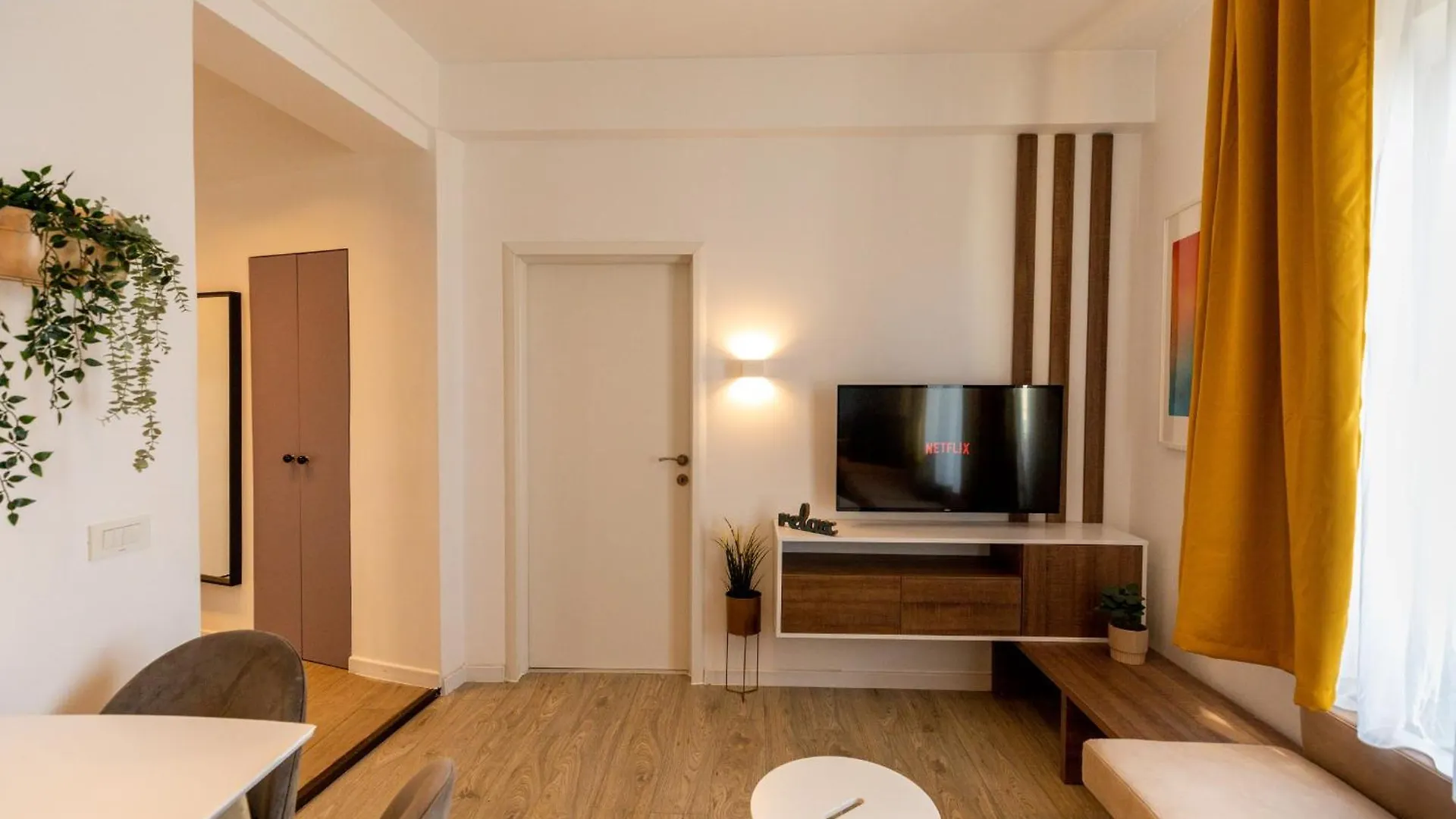 Modern Elegance In The Heart Of The City - Romana Square Apartments Bucharest