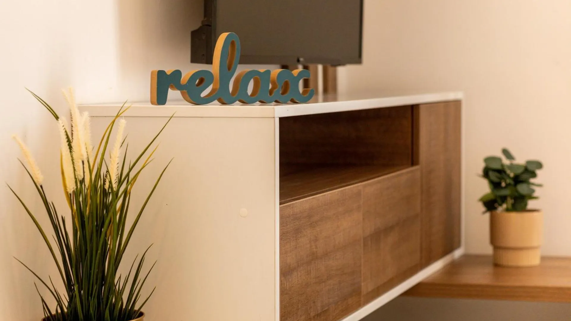 Modern Elegance In The Heart Of The City - Romana Square Apartments Bucharest